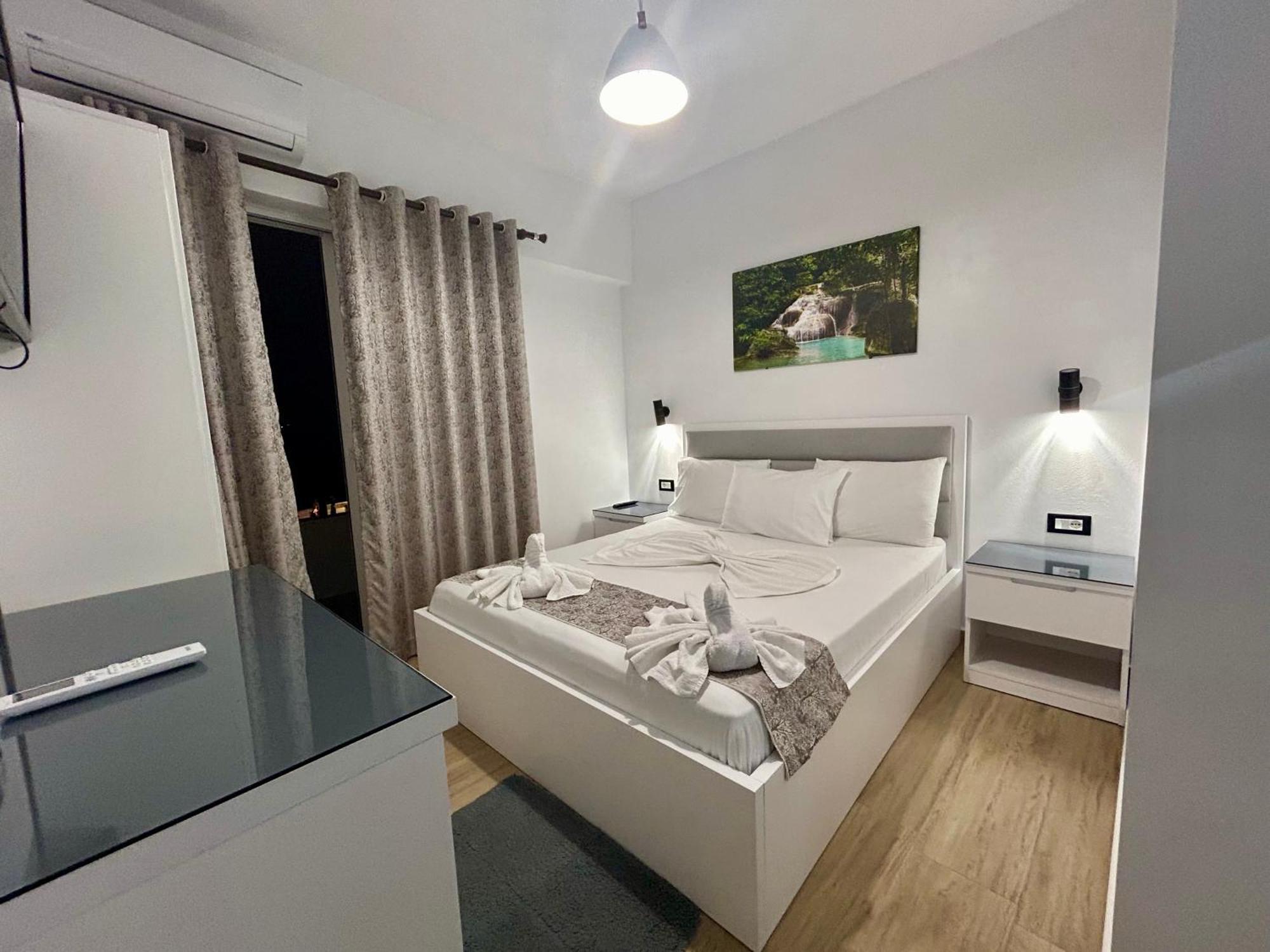 Hotel Real Саранде Екстериор снимка
